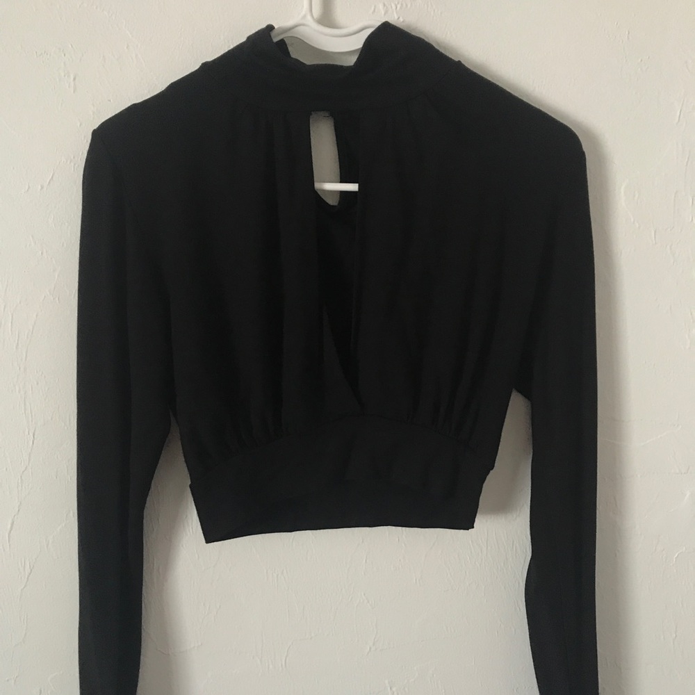 Fashion Nova shirt with cut out in the middle